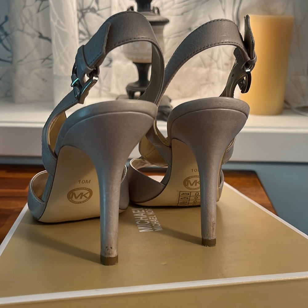 Gray Leather, Slingback Heels, Size 10 - Picture 3 of 5